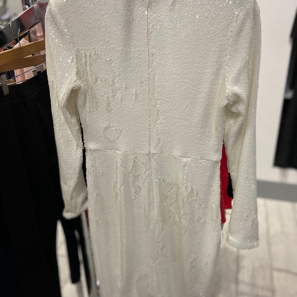 ☀️Dress the Population sequin dress☀️ - Picture 4 of 4